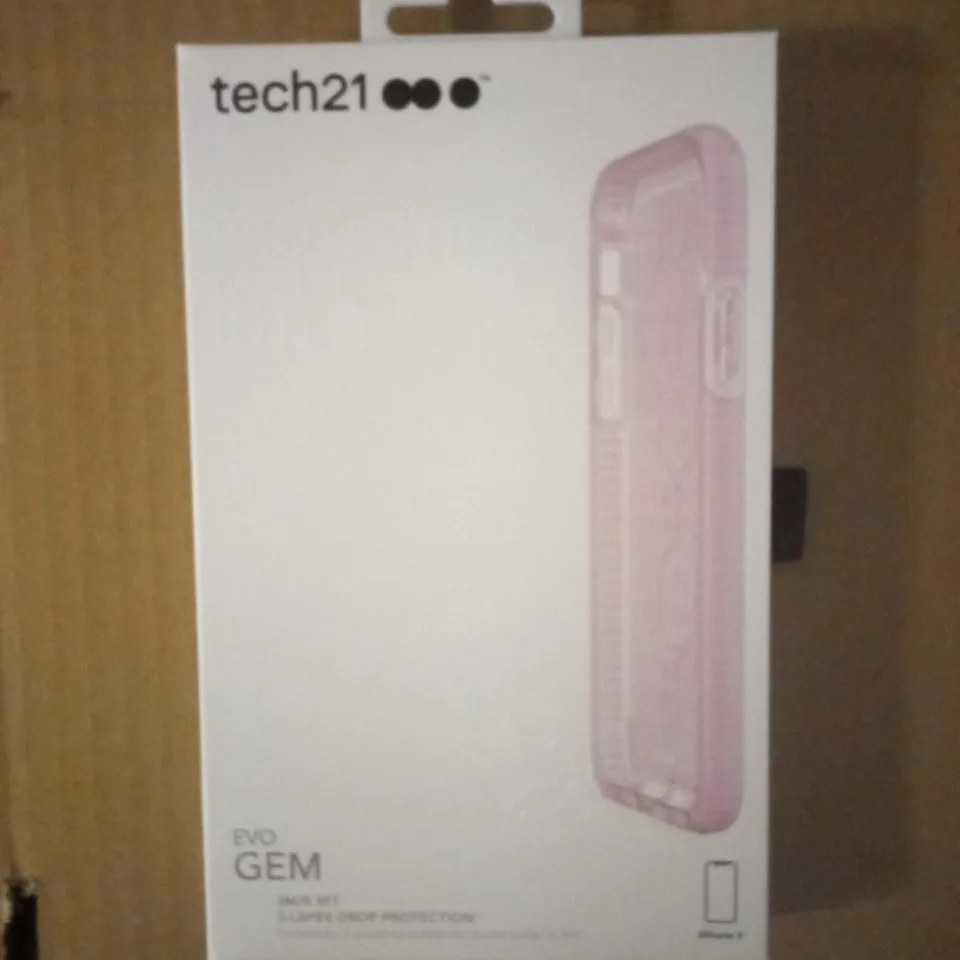 LOT OF APPROXIMATELY 79 BRAND NEW BOXED TECH 21 EVO GEM CASE WITH 9.9FT 3-LAYER DROP PROTECTION FOR IPHONE X T21-5902 ROSE
