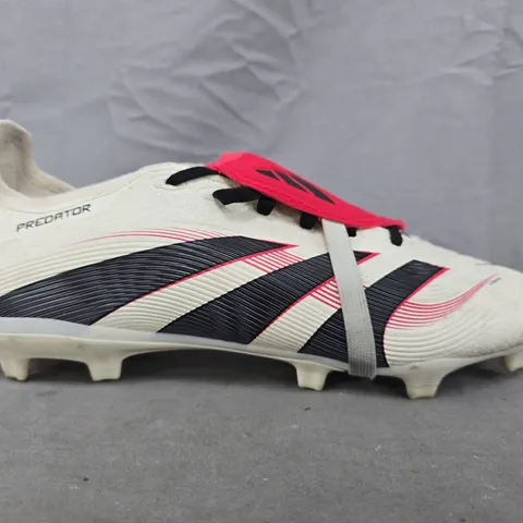 BOXED PAIR OF ADIDAS PREDATOR FOOTBALL BOOTS IN OFF-WHITE/BLACK/RED SIZE UK 9