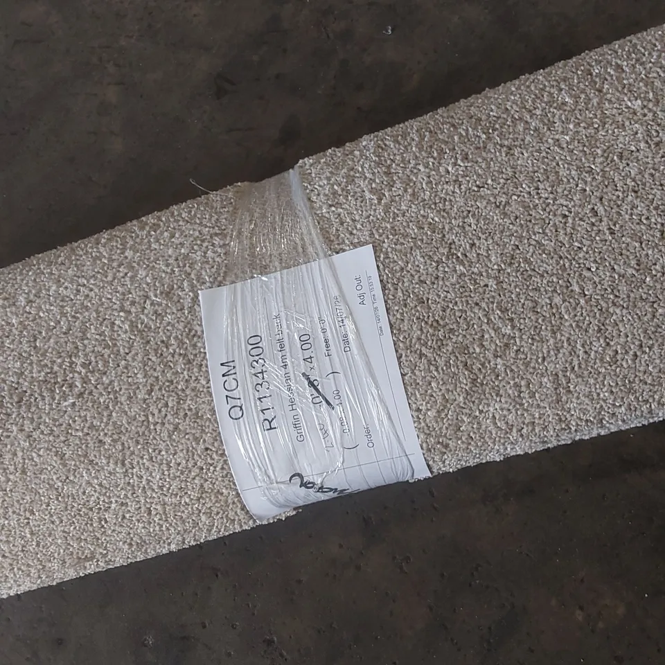 ROLL OF QUALITY GRIFFIN HESSIAN FELT BACK CARPET - APPROXIMATELY 2.4 x 4m