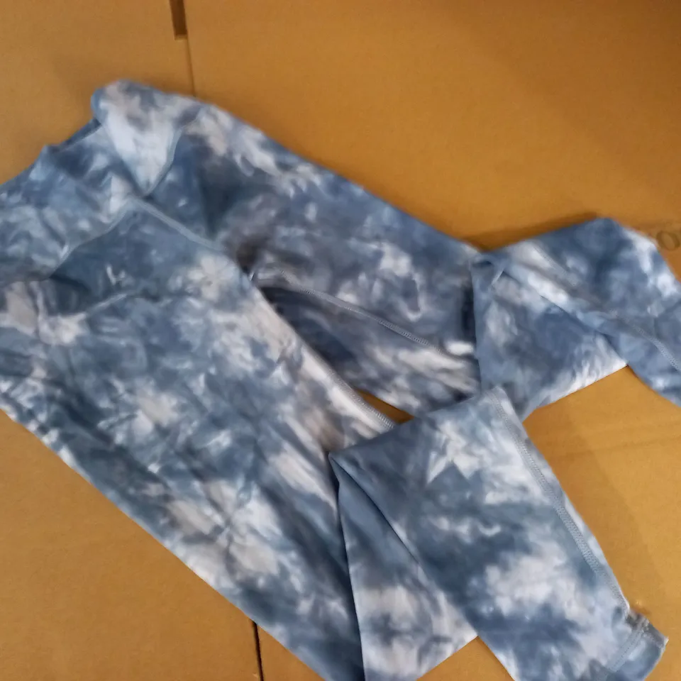 LAZULI LABEL BLUE TRAINING PANTS - S