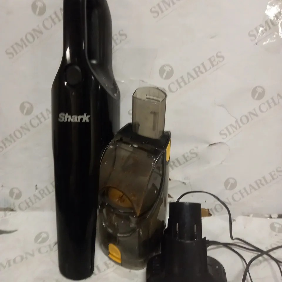 SHARK HANDVAC CORDLESS HAND VACUUM CLEANER