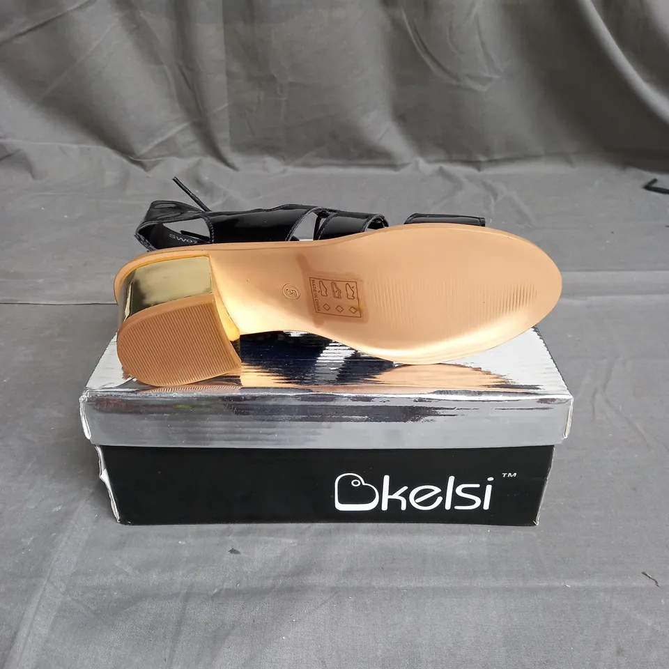 BOX OF APPROXIMATELY 12 PAIRS OF KELSI STRAP HEELED SANDALS IN BLACK  - VARIOUS SIZES