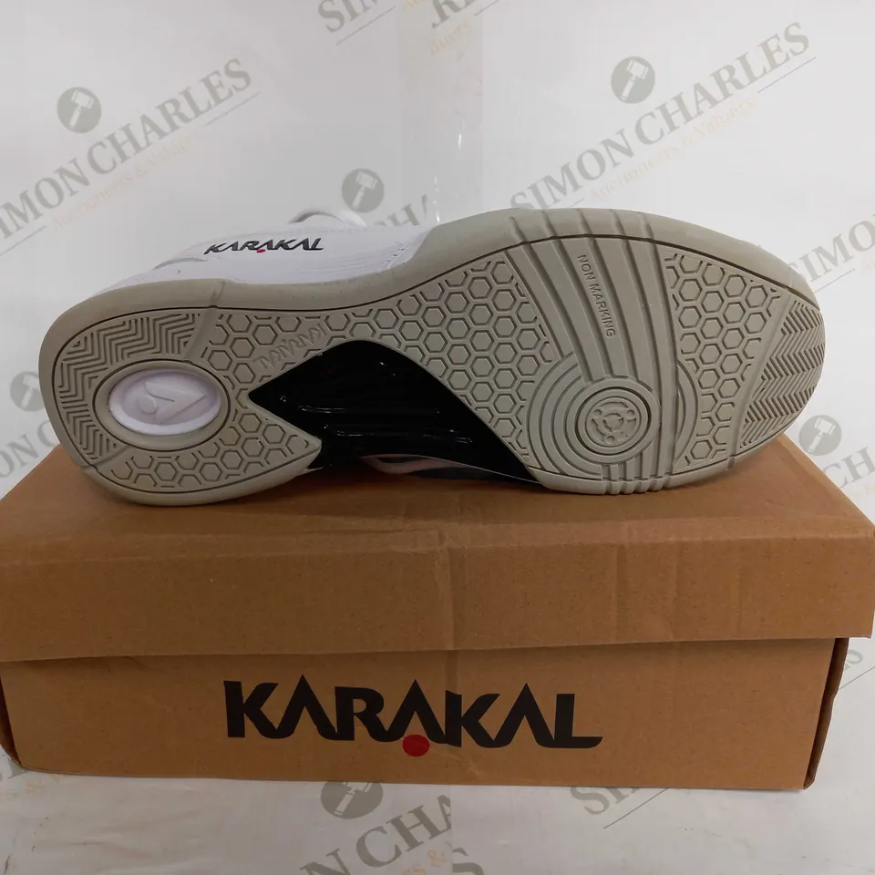 KARAKAL PROLITE IN WHITE - UK 9 