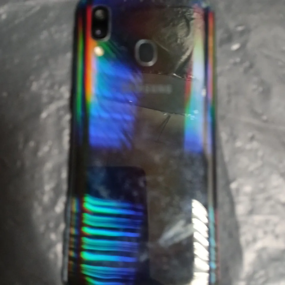 SAMSUNG GALAXY A40 MOBILE SMARTPHONE SM-A405FN/DS