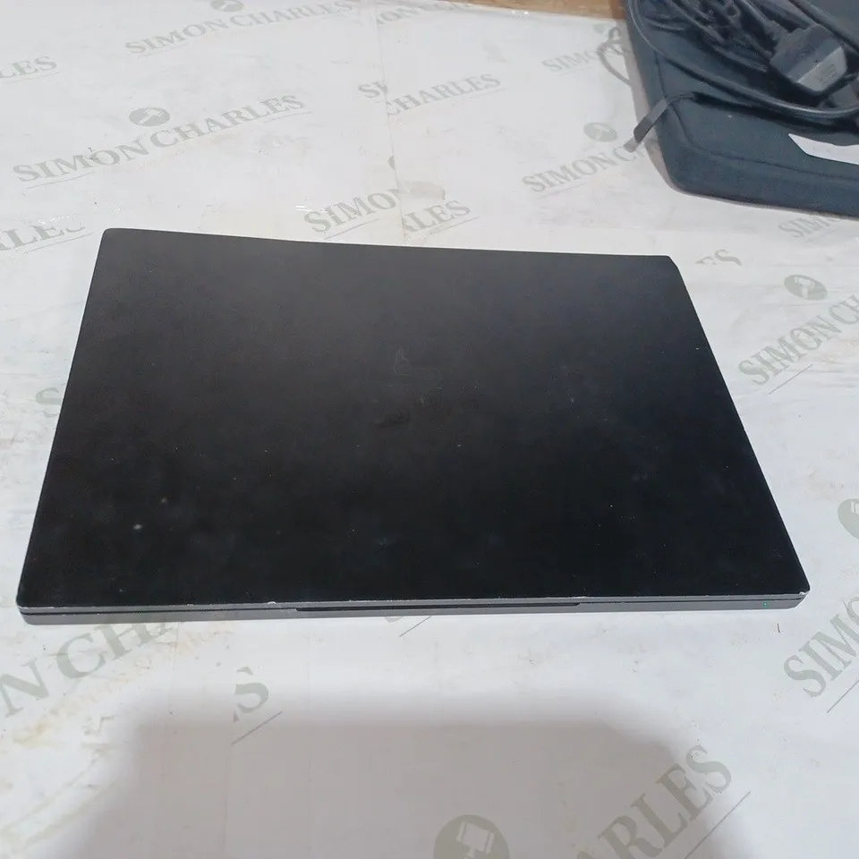 RAZER BLADE STEALTH GAMING LAPTOP INTEL CORE I7-8565U, 8GB RAM, 256GB SSD