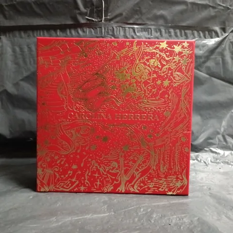 CAROLINA HERRERA SHOWER GEL & EAU DE TOILETTE TRIO SET