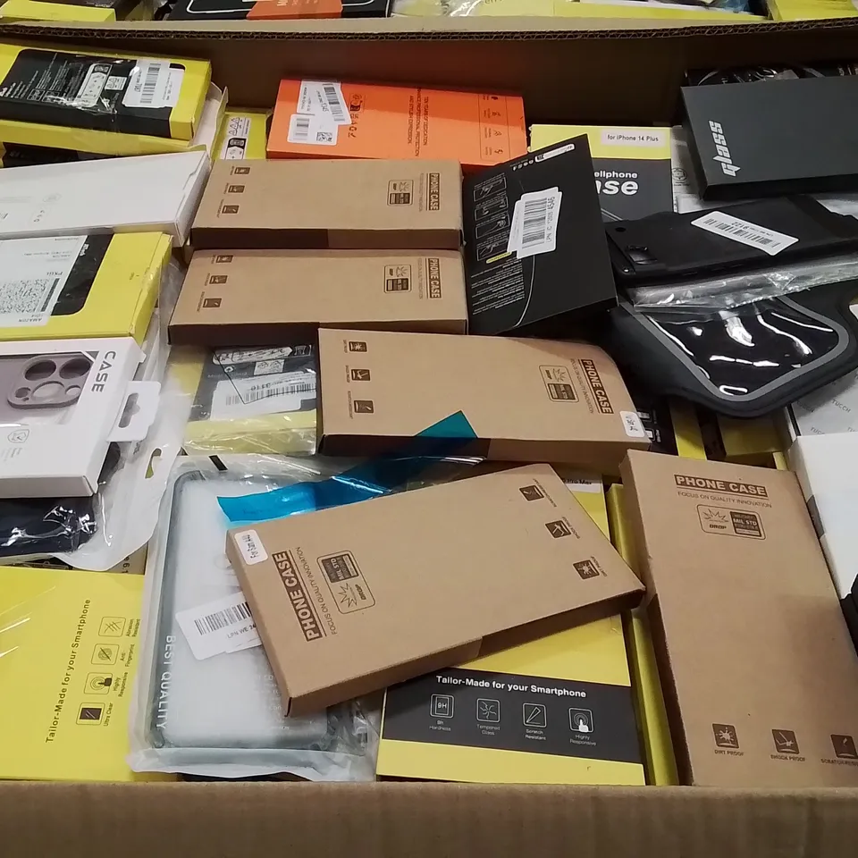 PALLET CONTAINING VERY LARGE AMOUNT OF VARIOUS PHONE CASES [MODELS AND MAKES VARY]