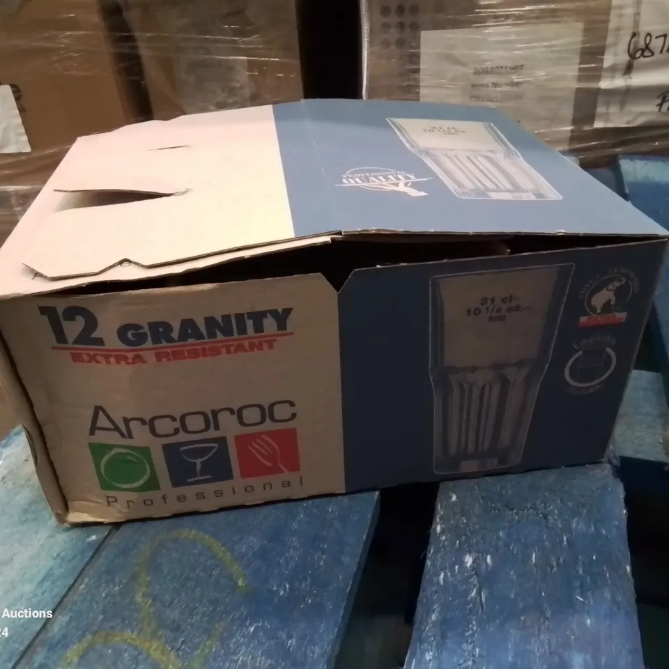PALLET CONTAINING APPROXIMATELY 12 TILTED DISPLAY BASKETS AND 96 GLASS TUMBLERS