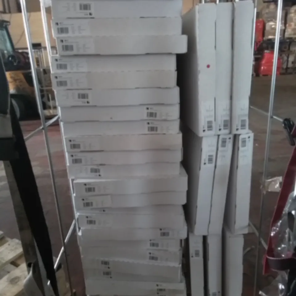 LOT OF APPROXIMATELY 35 BOXED AS NEW CALYPSO ALBANY SOFT CLOSE TOILET SEATS