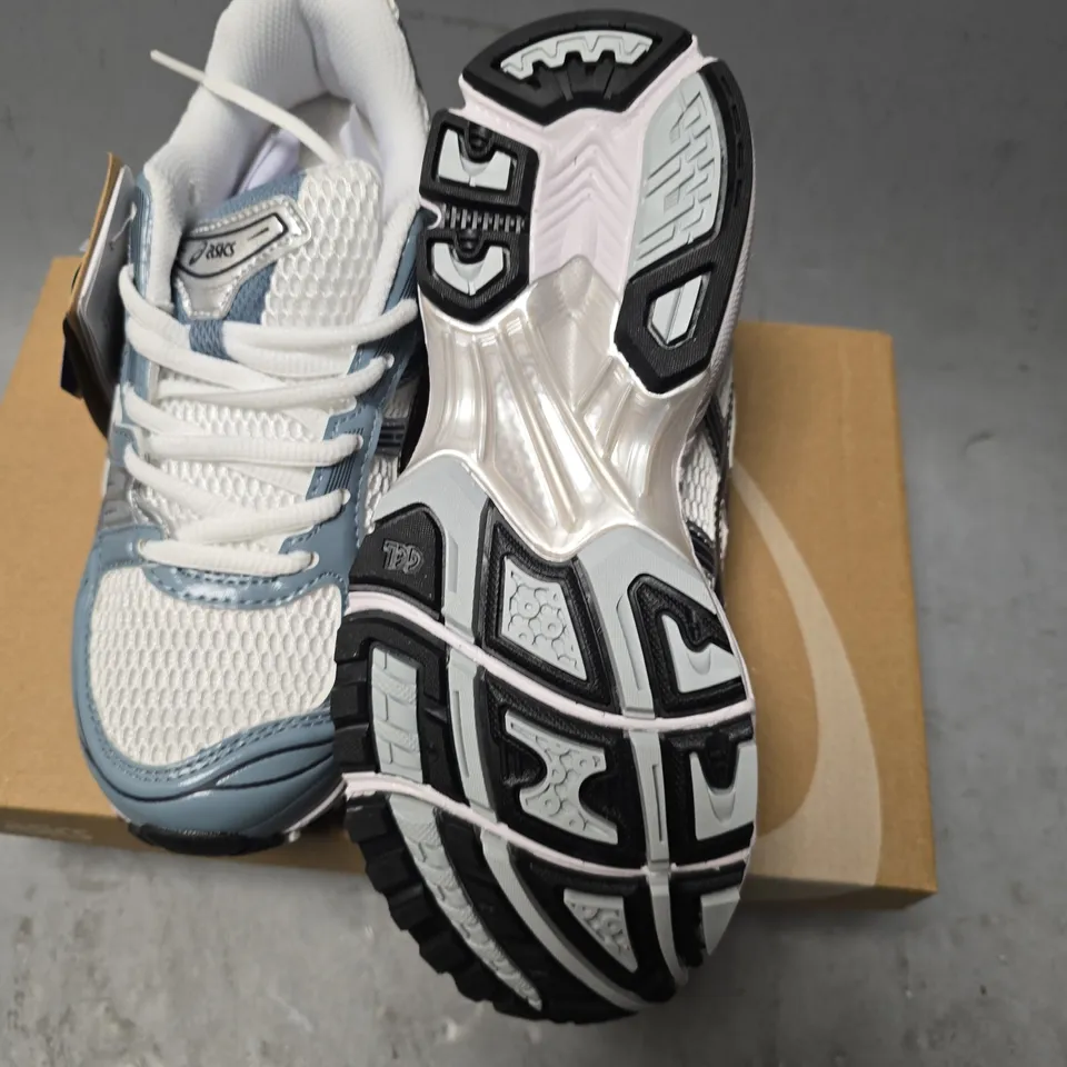 BOXED ASICS GEL-KAYANO 14 TRAINERS SIZE 5