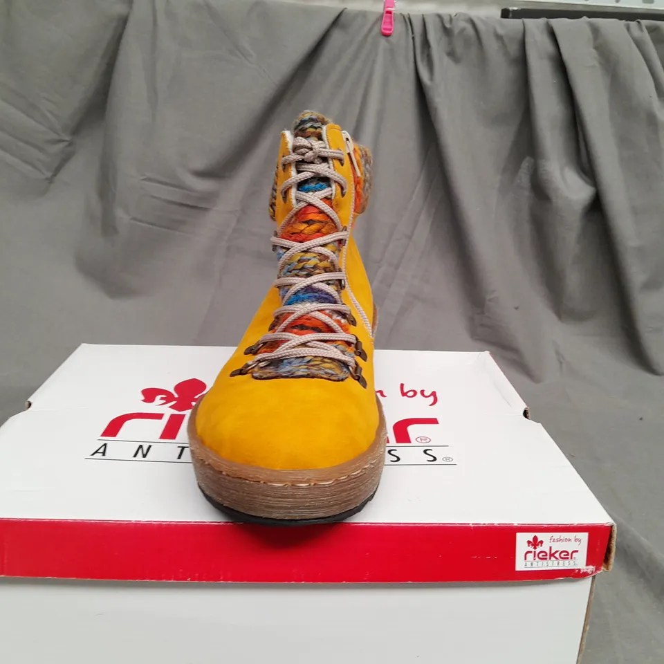 BOXED PAIR OF RIEKER FLEECE LINING BOOTS IN YELLOW - UK 7 1/2