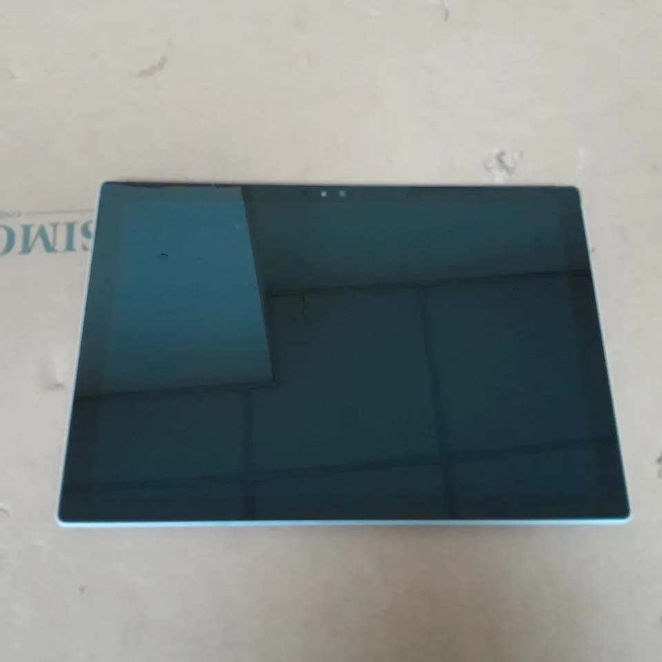 MICROSOFT SURFACE PRO 4