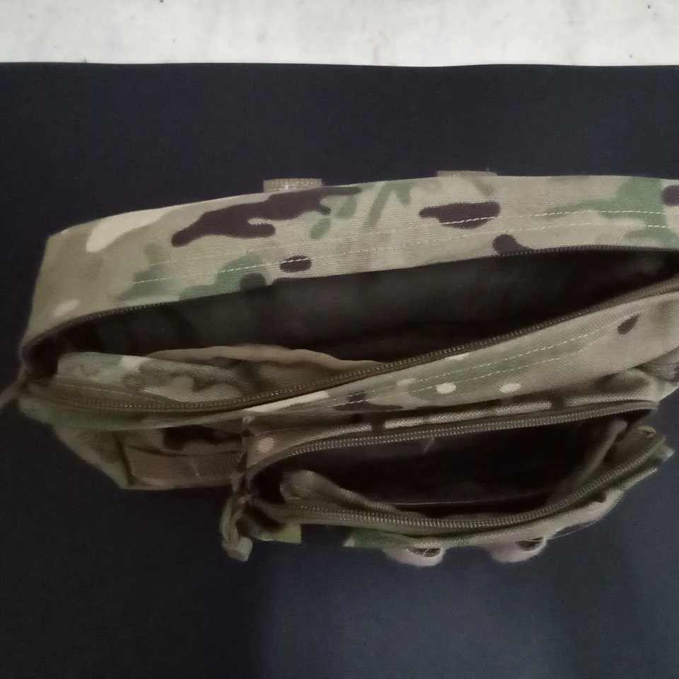 CAMO MOLLE POUCH