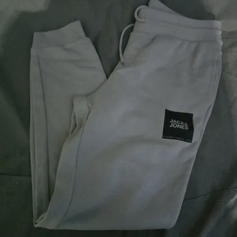 JACK & JONES JOGGERS IN GREY - LARGE