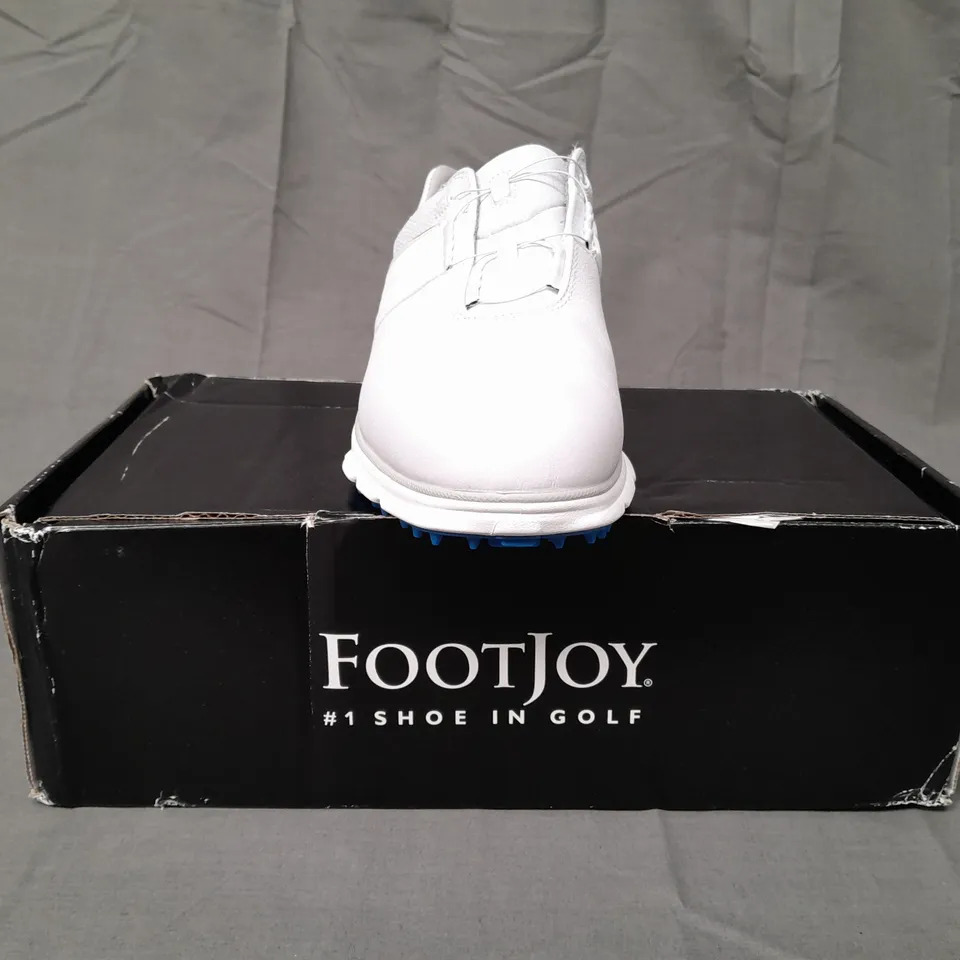 BOXED PAIR OF FOOT JOY PRO SL SHOES IN WHITE UK SIZE 8.5