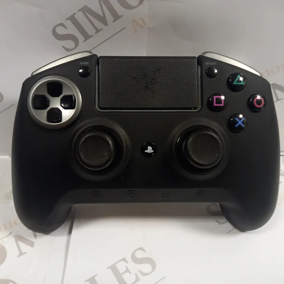 RAZER RAIJU RZ06-01970100-R3G1 CONTROLLER