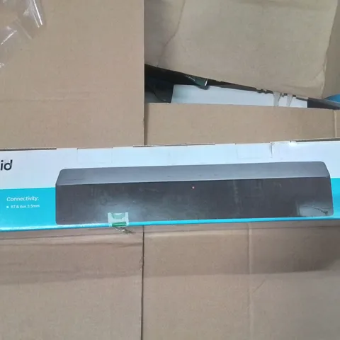 PALLET CONTAINING VERY LARGE AMOUNT OF POLAROID SOUND BARS