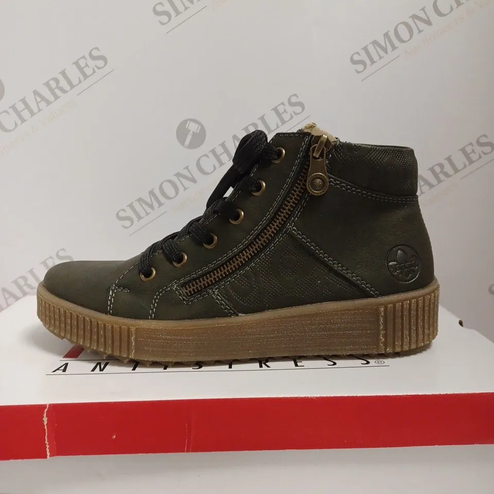 BOXED RIEKER HI TOP CUFFED TRAINERS, KHAKI - SIZE 5