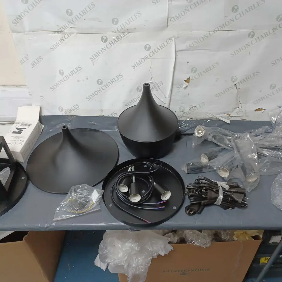 APPROXIMATELY 5 UNBOXED ASSORTED LIGHT PENDANTS IN VARIOUS STYLES ETC. 