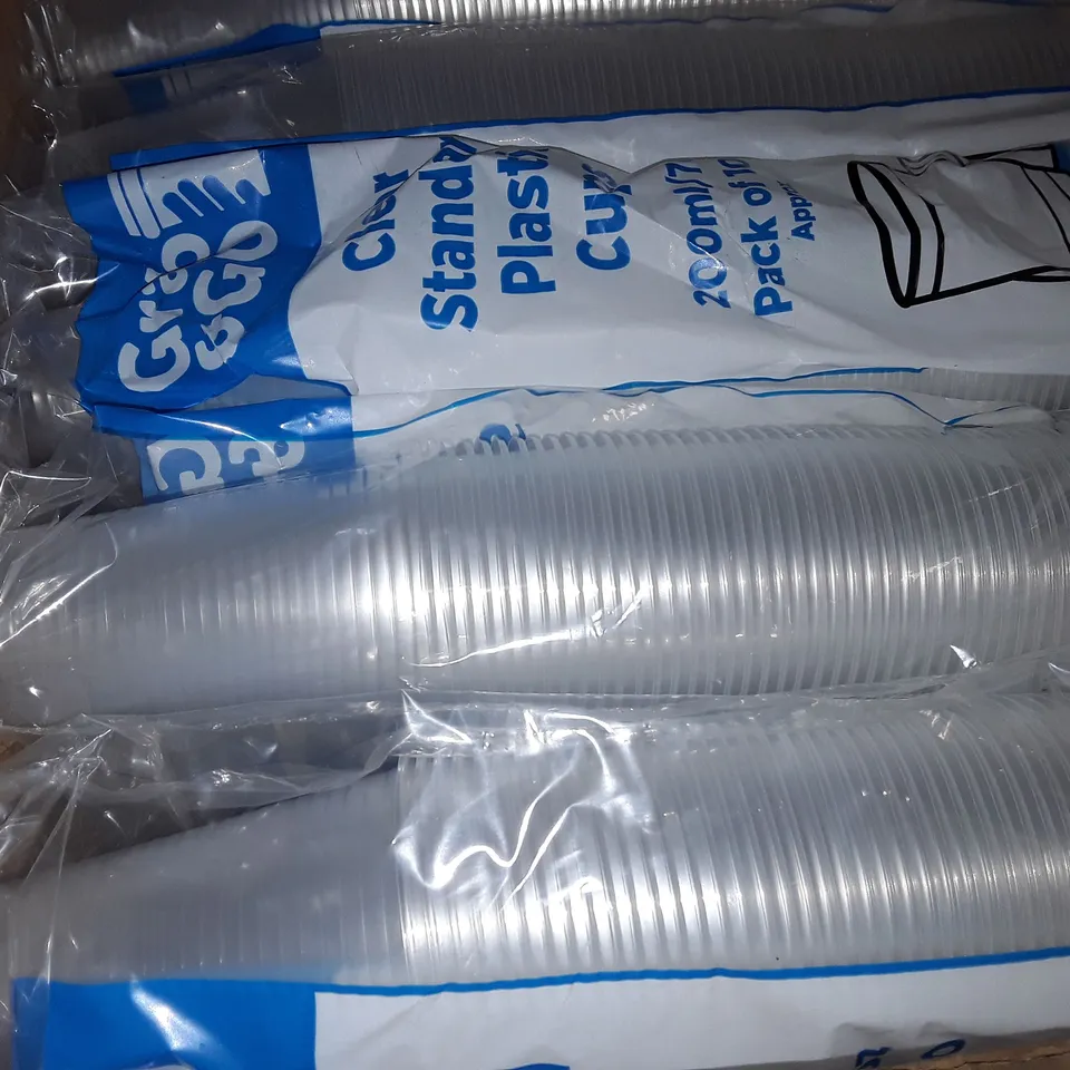 LOT OF 10 200-PACKS OF CLEAR PLASTIC CUPS