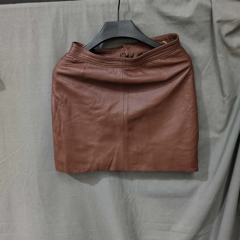 LEDER BROWN LEATHER SKIRT – UK10 (EU38) – WOMEN'S CLOTHING