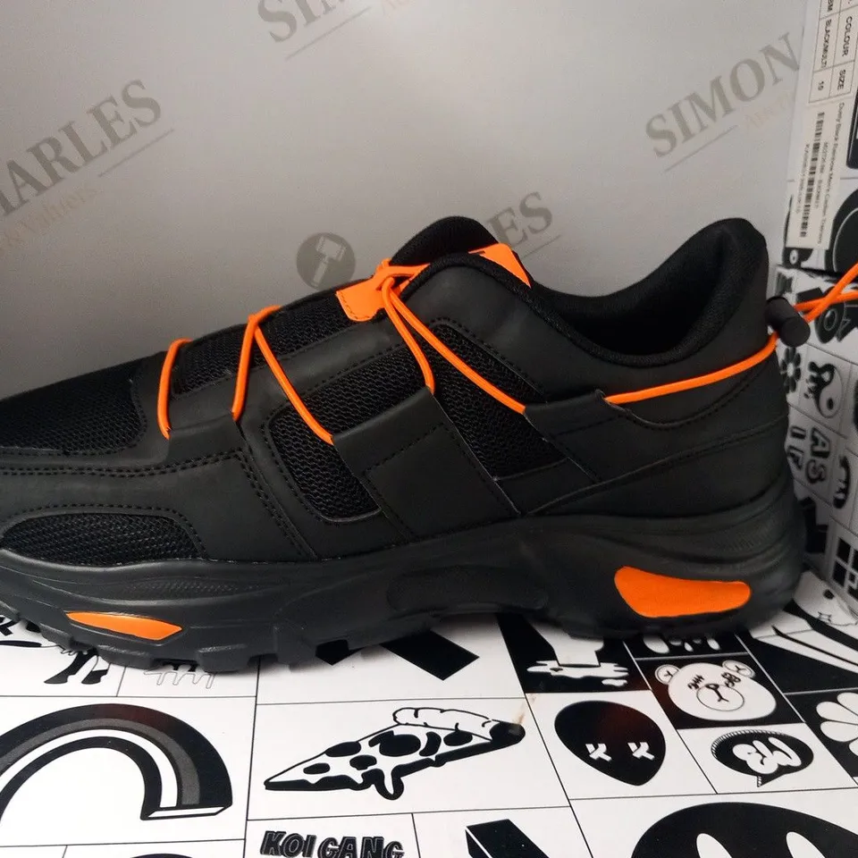 BRAND NEW BOXED PAIR OF KOI UNION ORANGE MEN'S VECTOR TRAINERS SIZE 9