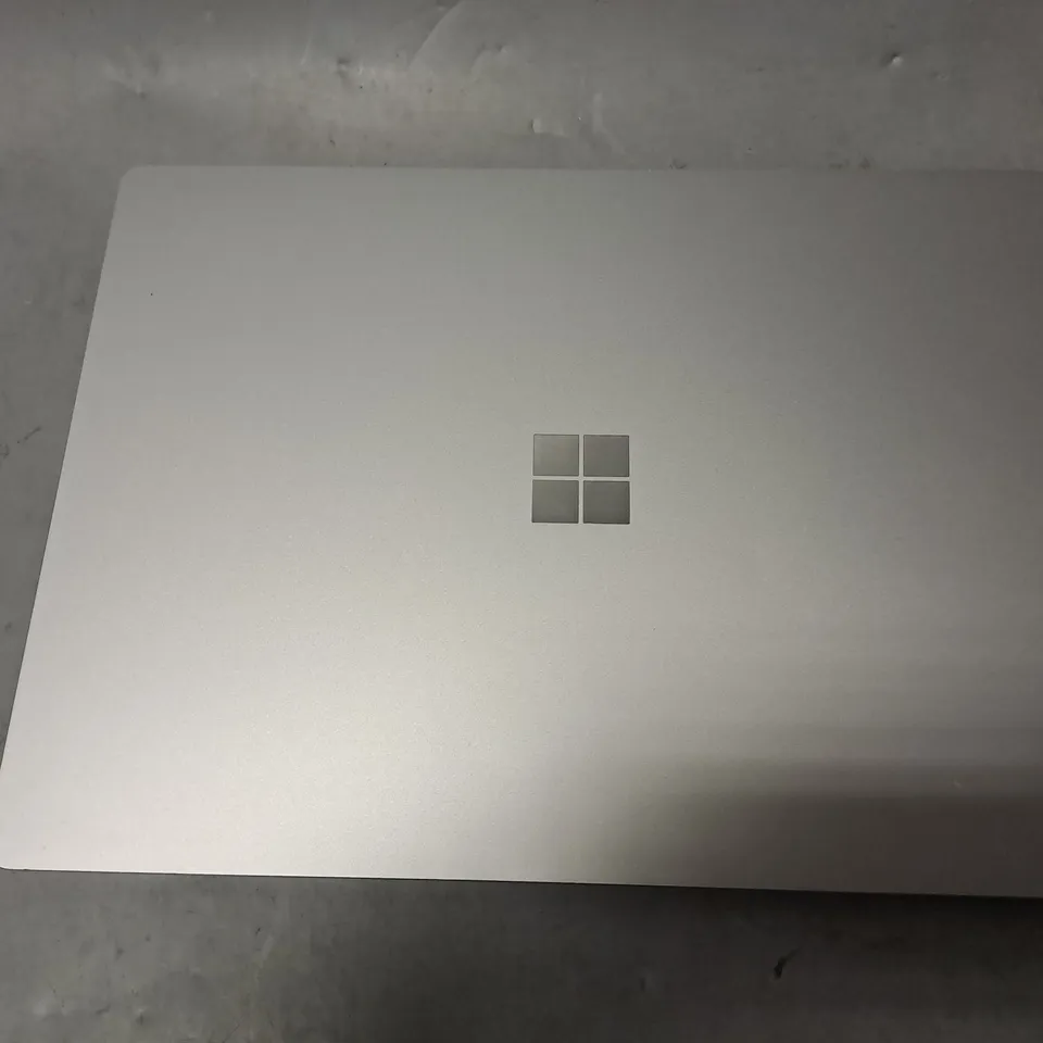 MICROSOFT SURFACE 1867 LAPTOP 