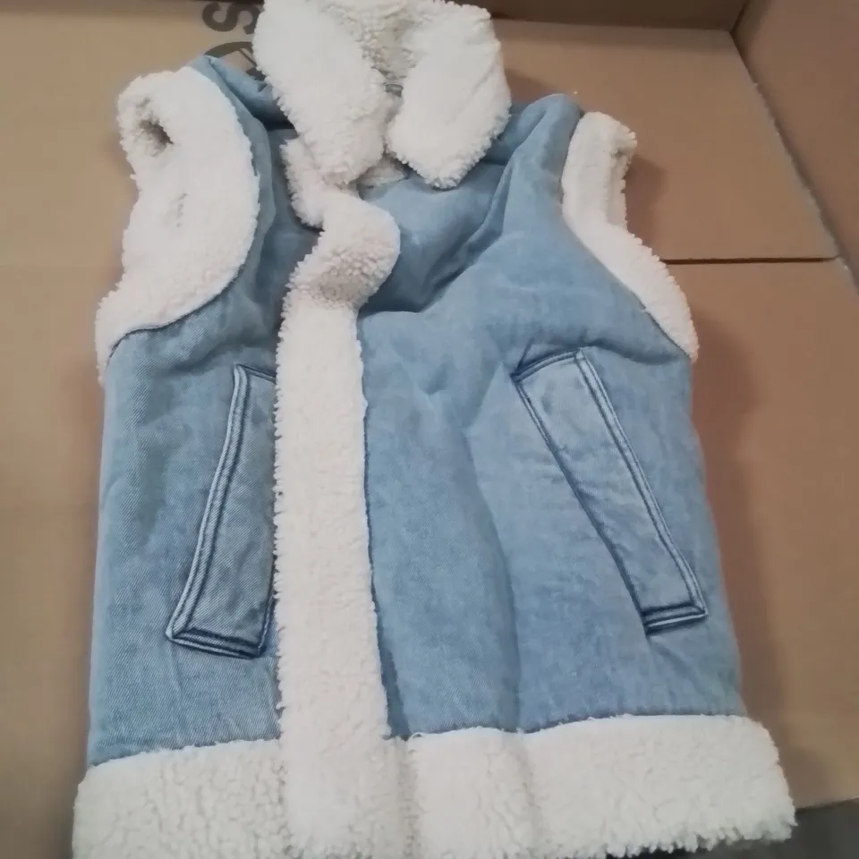 BOXED BRAND NEW APPROXIMATELY 6 SIMPLY BE LIGHT WASH DENIM GILET SIZE 16