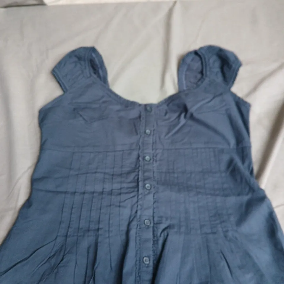 HOLLISTER WOMEN’S NAVY BLUE BUTTON-FRONT TOP – LARGE (UK 12)