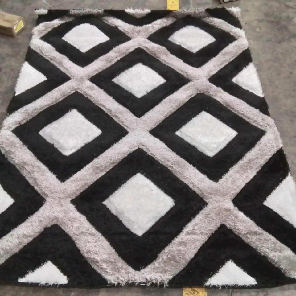 OLYMPIA AREA RUG MACHINE WOVEN RECTANGLE BLACK APPROXIMATELY 210X160CM