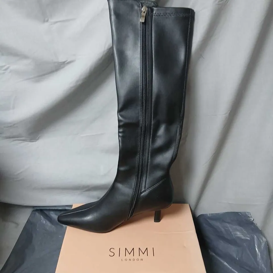 SIMMI LONDON HART-1 BLACK STRETCH PU KNEE-HIGH BOOTS UK 3 