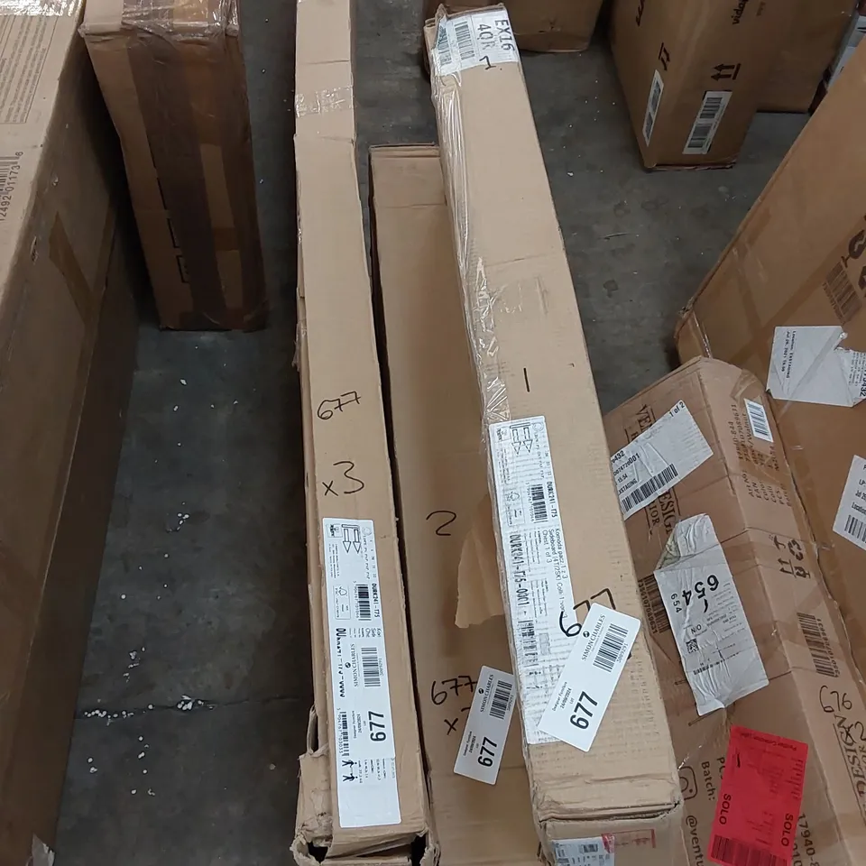 BOXED KOMODA 3 DRAWER 3 DOOR SIDEBOARD (3 BOXES)