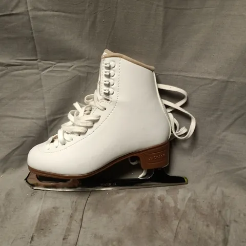 BOXED JACKSON MYSTIQUE WHITE FIGURE ICE SKATES – BOOTS WITH BROWN HEELS - 7