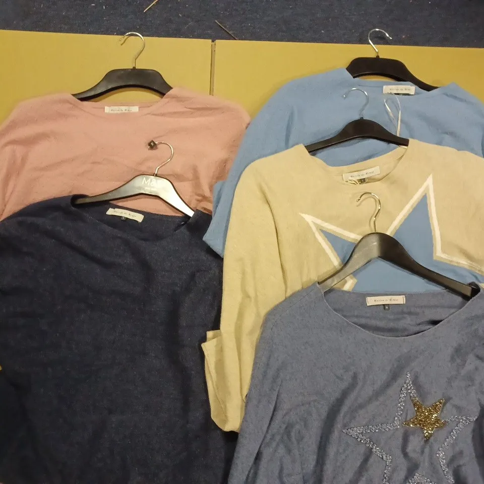 BOX OF APPROX 5 ASSORTED PAIRS OF MAISON DE NIMES TROUSERS IN VARIOUS SIZES AND COLOURS
