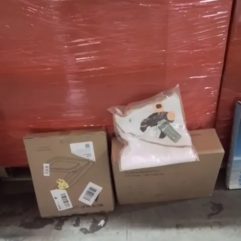 PALLET OF ASSORTED HOUSEHOLD GOODS AND PRODUCTS TO INCLUDE;TOILET SEAT COVER,BABY TOWEL,HEATED FULL BODY BLANKET 