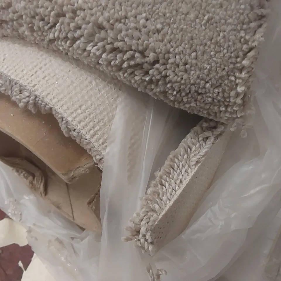 ROLL OF QUALITY EC HEARTLAND HEATHERS OYSTER CARPET - APPROXIMATELY 2 x 5m
