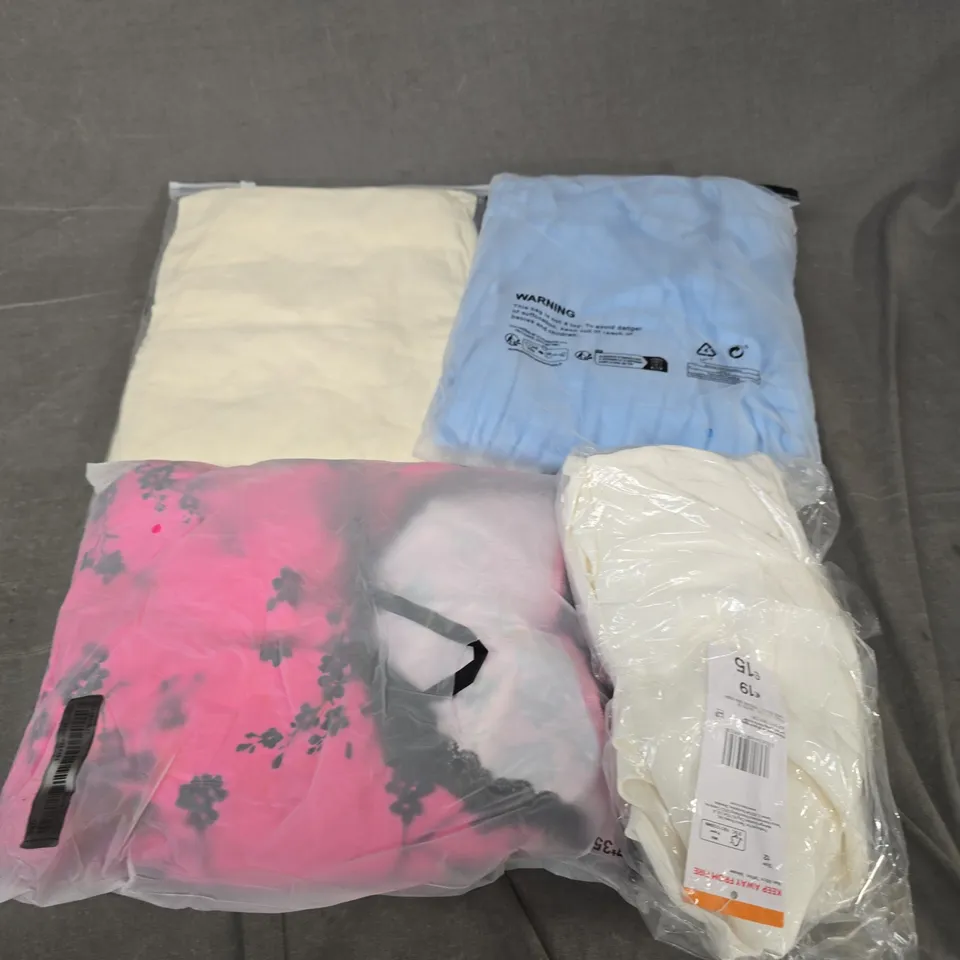 APPROXIMATELY 25 ASSORTED CLOTHING AND FASHION PRODUCTS IN VARIOUS STYLES AND SIZES - COLLECTION ONLY