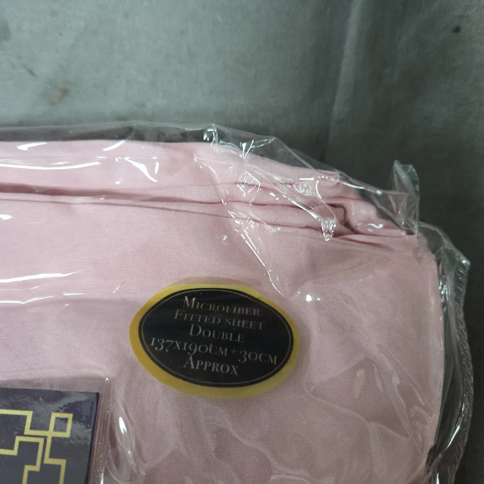 BOX OF APPROXIMATELY 14 X TOPAZ LUXE HOME COLLECTION DEEP FITTED SHEETS – DOUBLE, PINK & LILAC, 137X190CM +30CM 