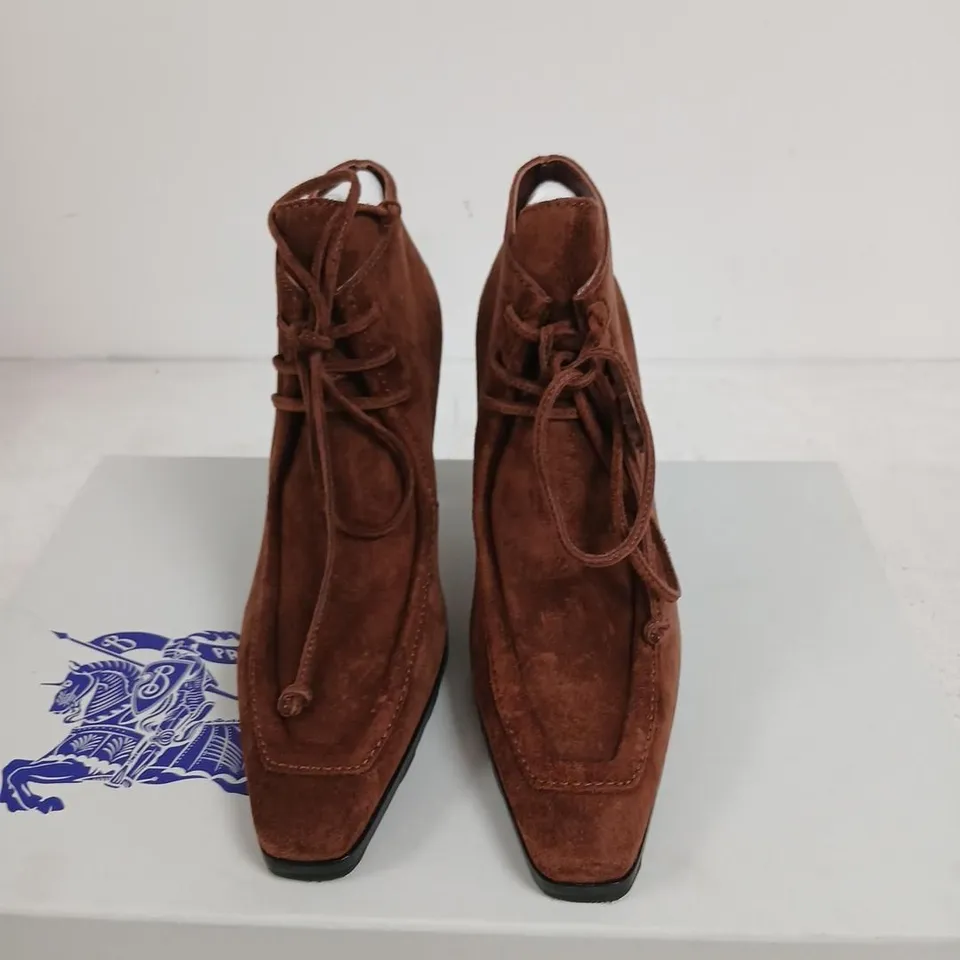 BURBERRY SOVEREIGN BOOTIE BROWN SUEDE LACE-UP ANKLE BOOTS, UK 2.5 (EU 35.5)