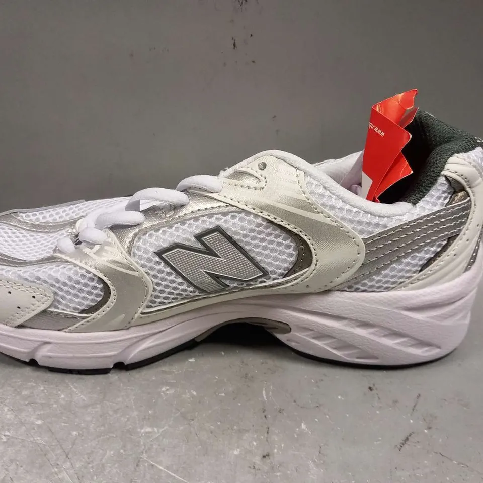 NEW BALANCE SIZE 5.5