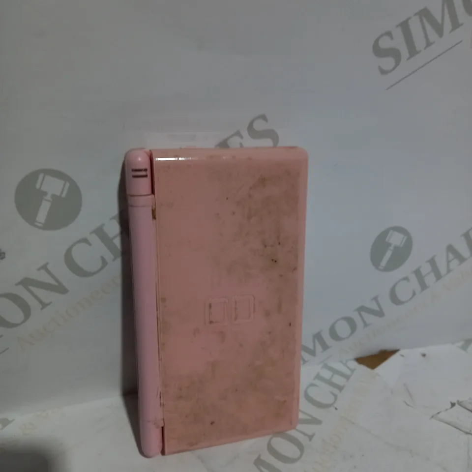 NINTENDO DS LITE IN PINK
