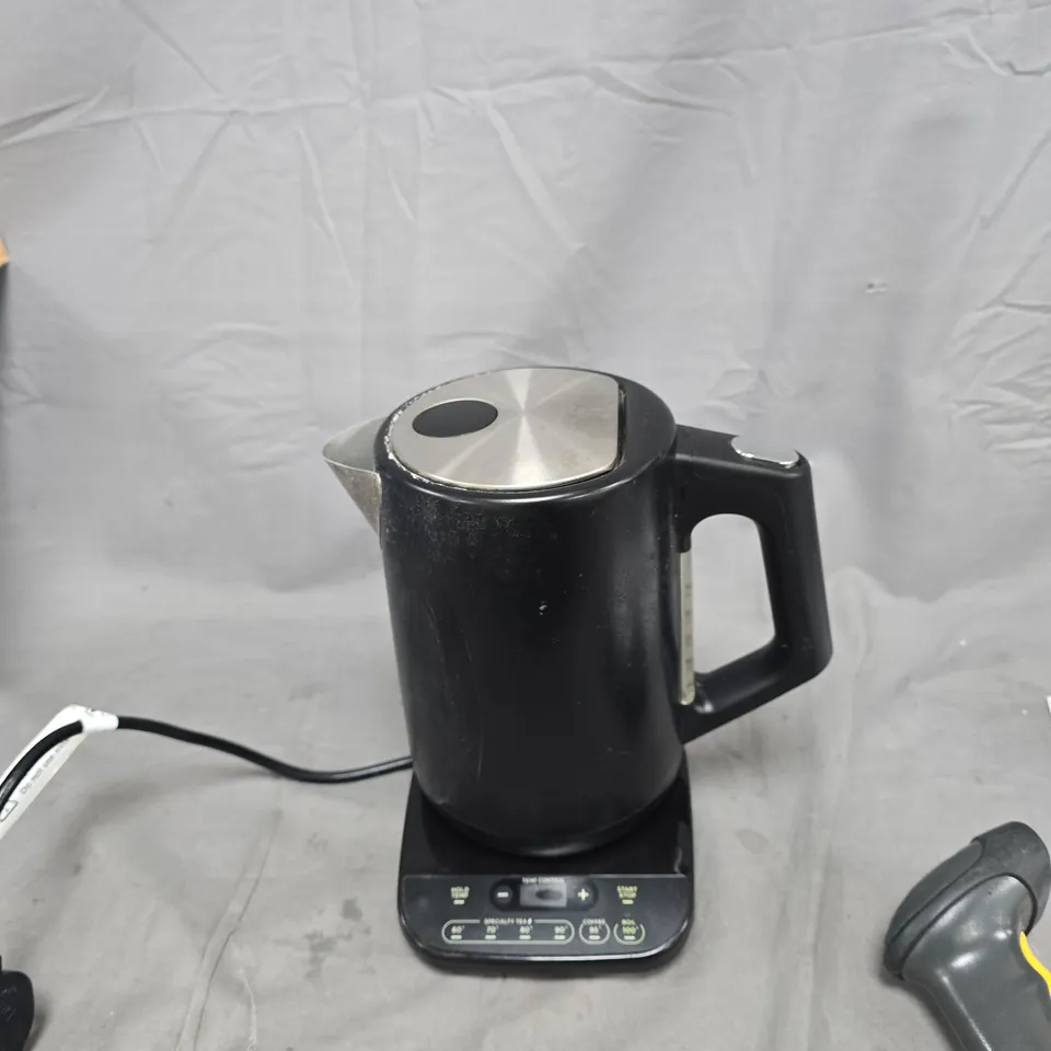 NINJA PERFECT TEMPERATURE KETTLE KT200UK