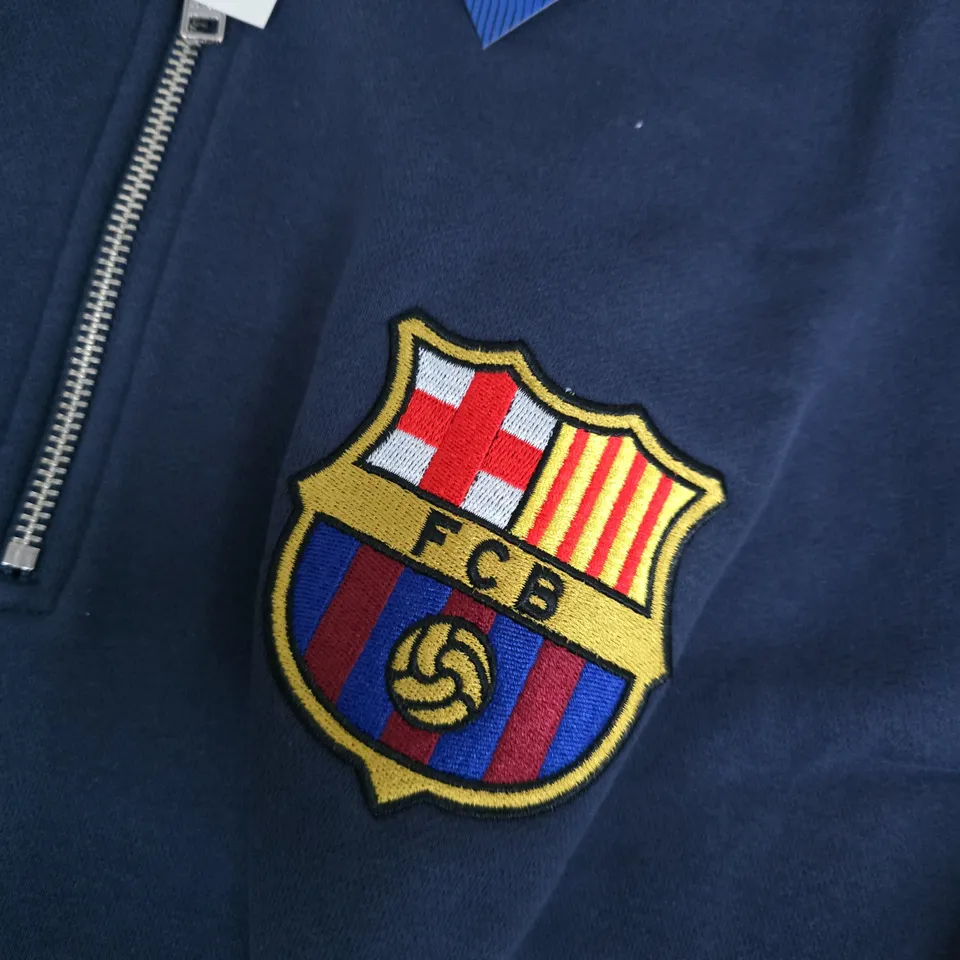 ABERCROMBIE & FITCH FC BARCELONA NAVY ZIP HOODIE WITH CREST – MEDIUM