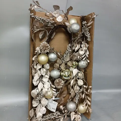 6FT CHAMPAGNE GOLD PRE LIT GARLAND