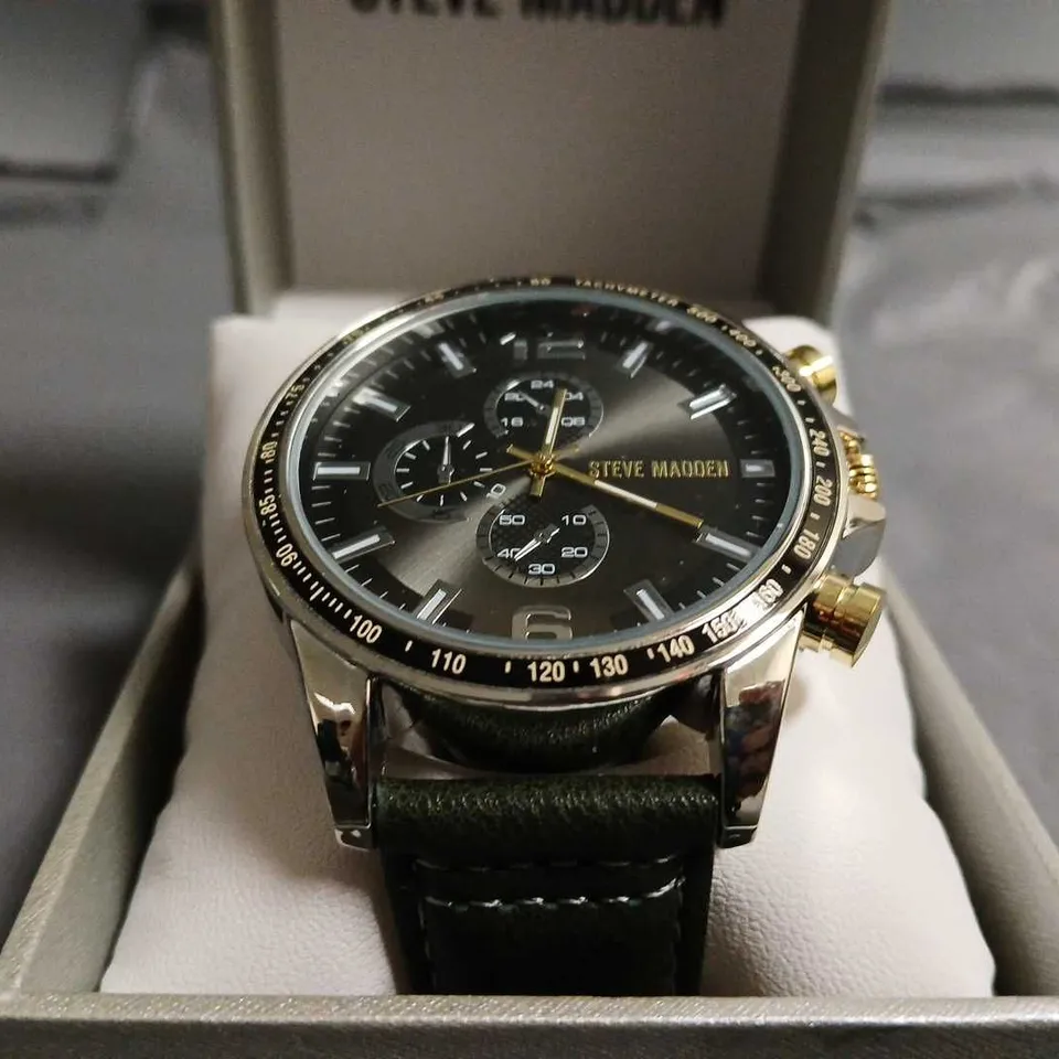 BOXED STEVE MADDEN CHRONOGRAPH WATCH