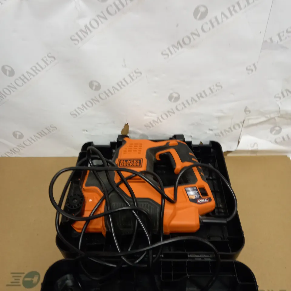 BLACK & DECKER SCORPION POWERED HAND SAW