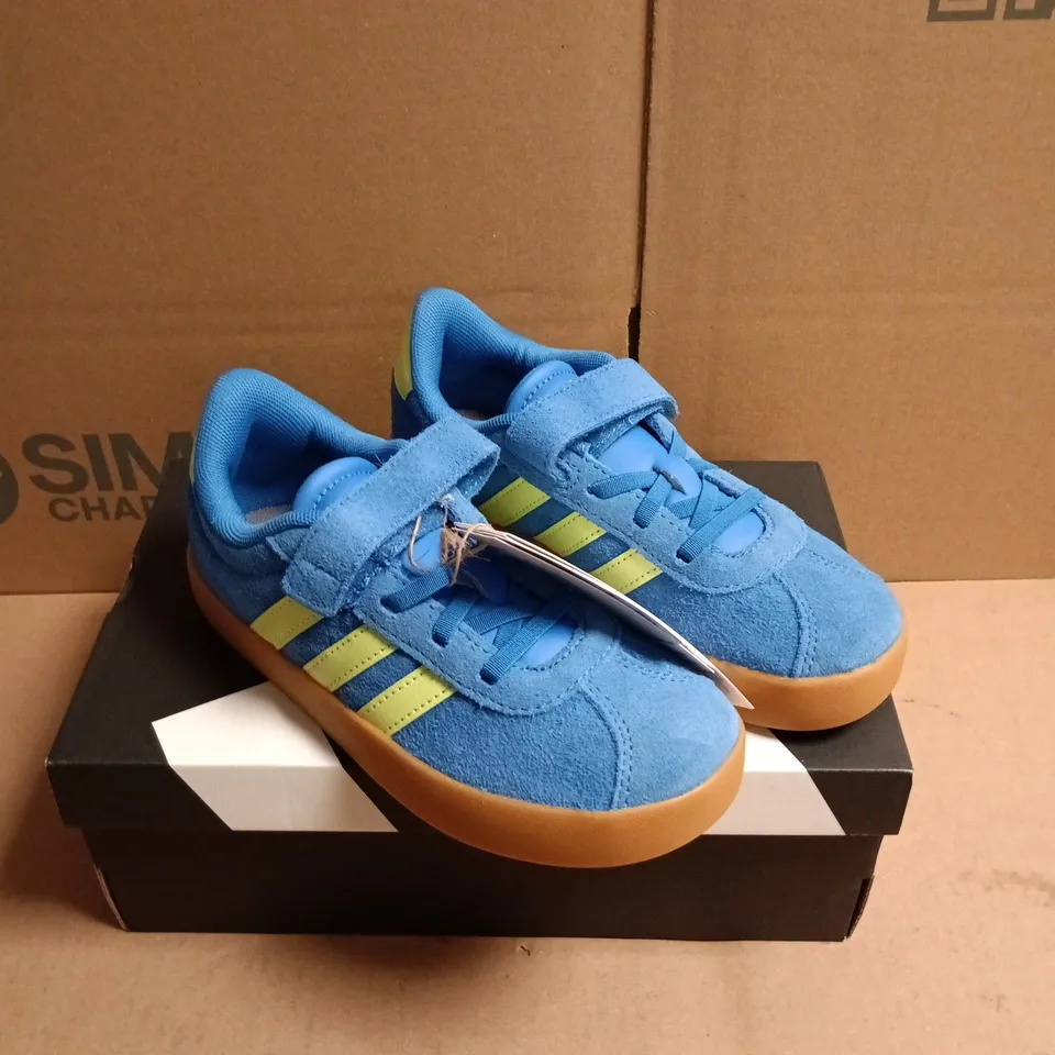 BOXED PAIR OF ADIDAS VL COURT 3.0 CHILDREN'S TRAINERS - 13.5