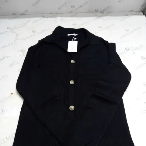 IN THE STYLE BLACK RIB BUTTON MAXI DRESS - SIZE 18/20
