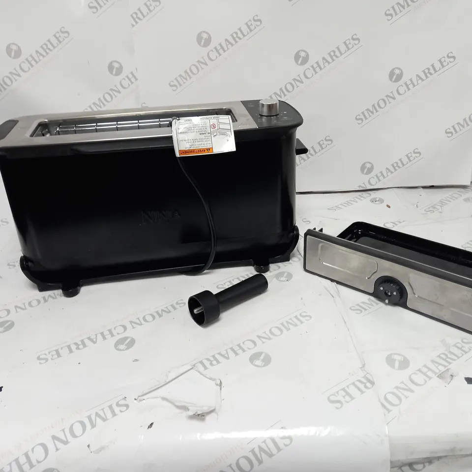 BOXED NINJA 2 IN 1 TOASTER & GRILL ST100UK