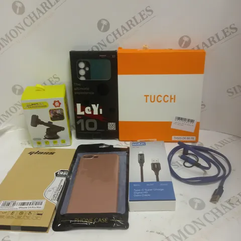 APPROXIMATELY 15 ASSORTED SMARTPHONE ACCESSORIES TO INCLUDE CHARGING CABLES, CASES, SCREEN PROTECTORS ETC